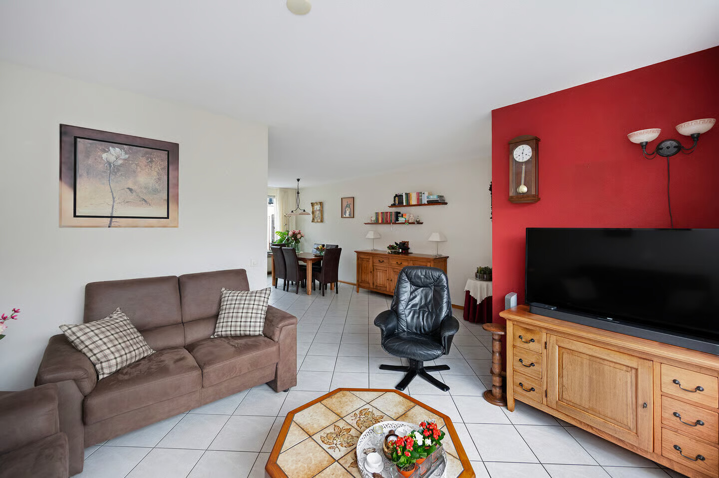 Tussenwoning te koop: Wielewaal 11, Bodegraven