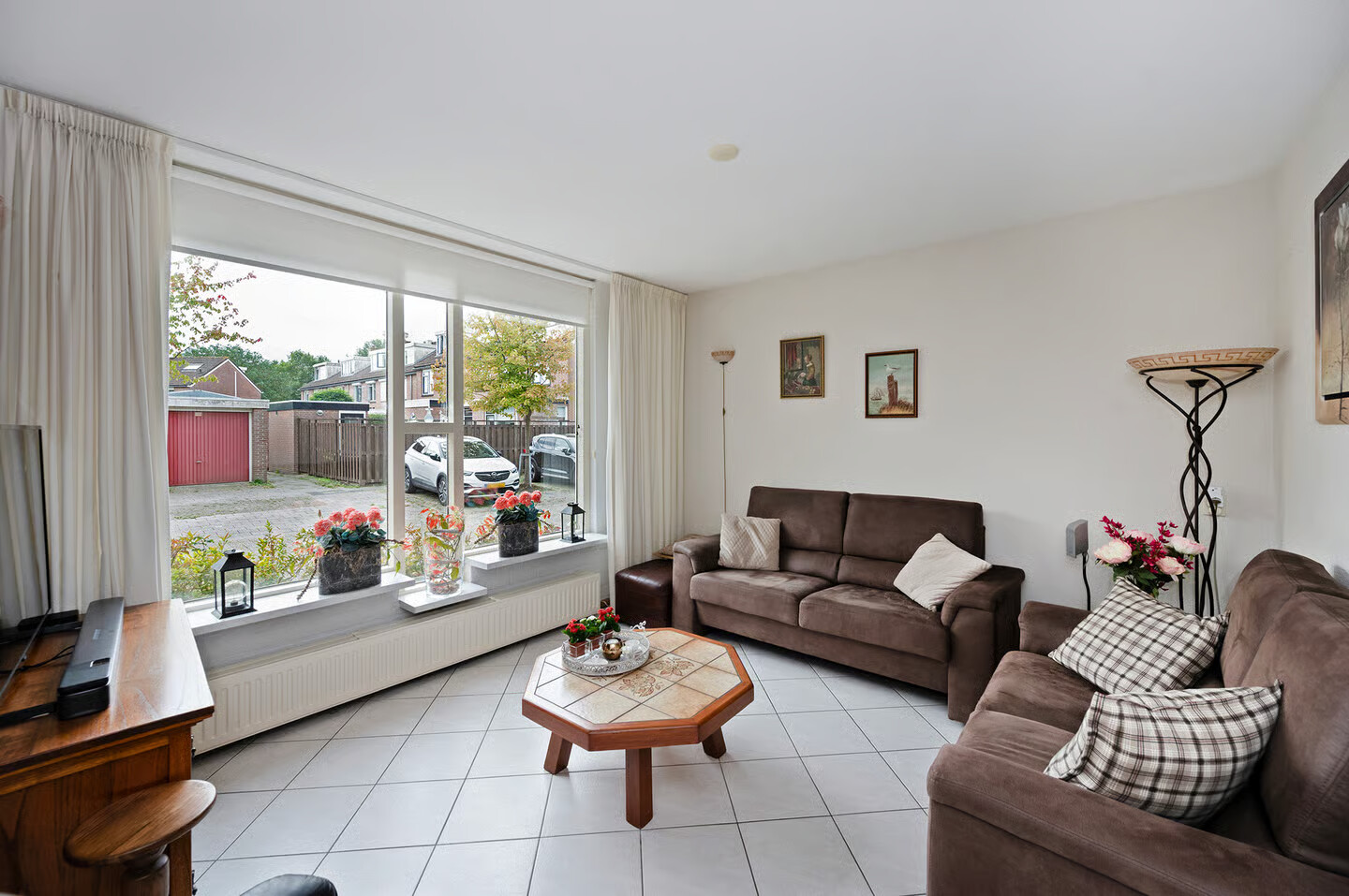 Tussenwoning te koop: Wielewaal 11, Bodegraven