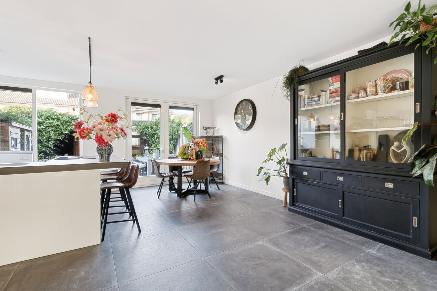 Tussenwoning te koop: Wielewaal 19, Bodegraven