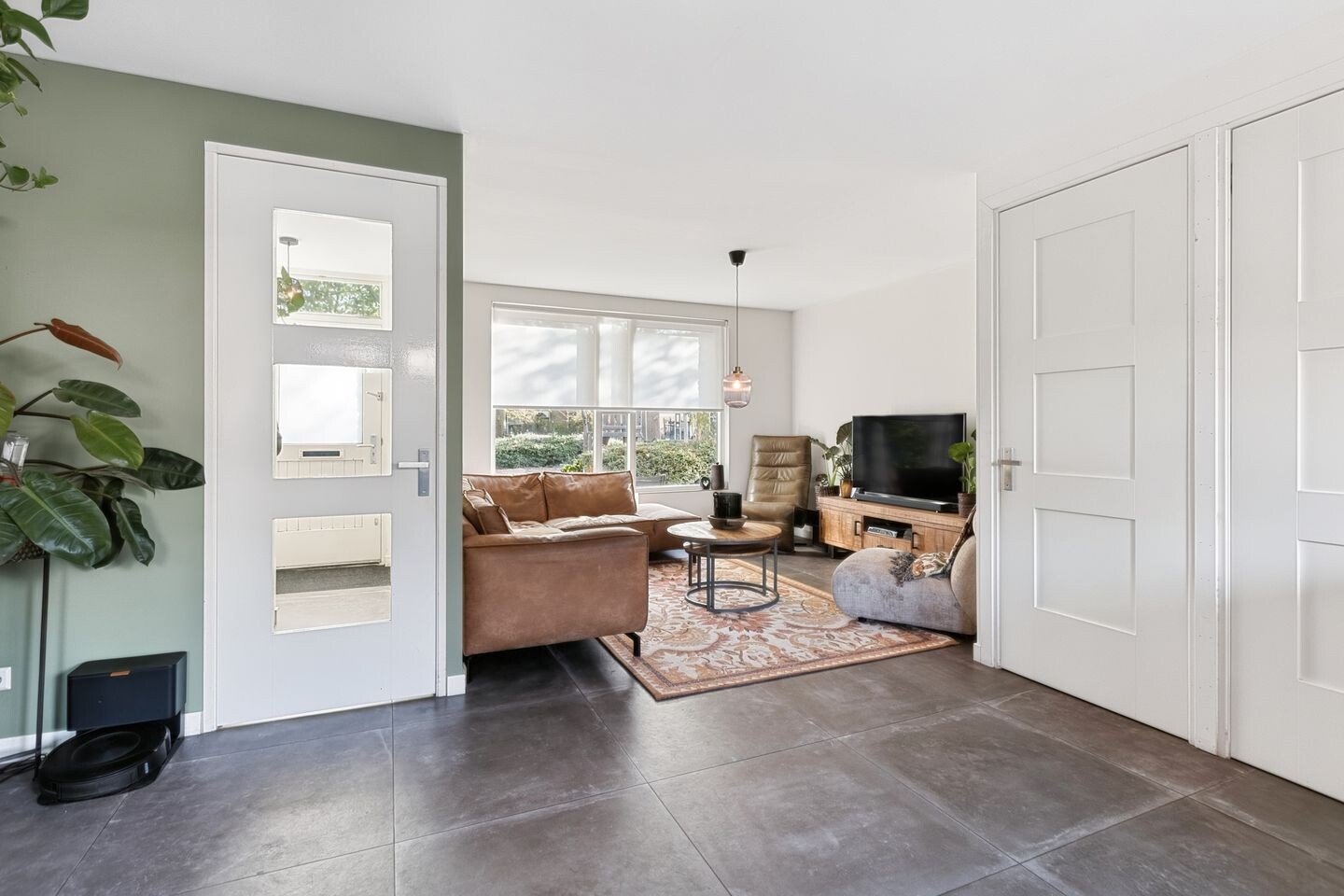 Tussenwoning te koop: Wielewaal 19, Bodegraven