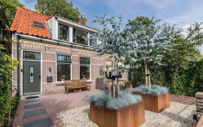 Zuidzijde 25