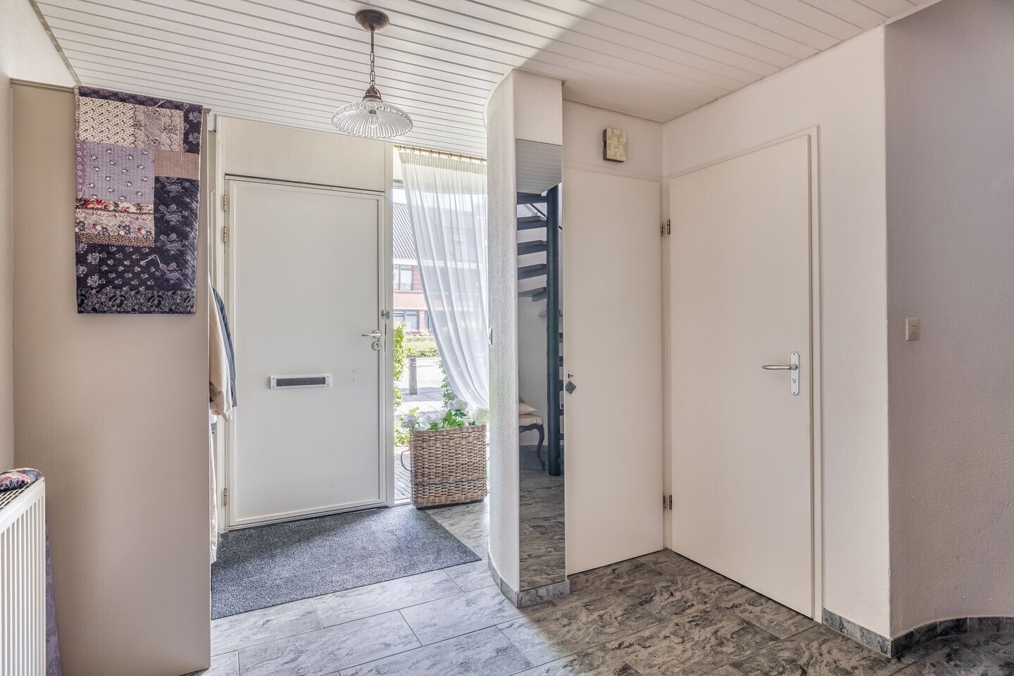 Tussenwoning te koop: Bodelolaan 25, Bodegraven