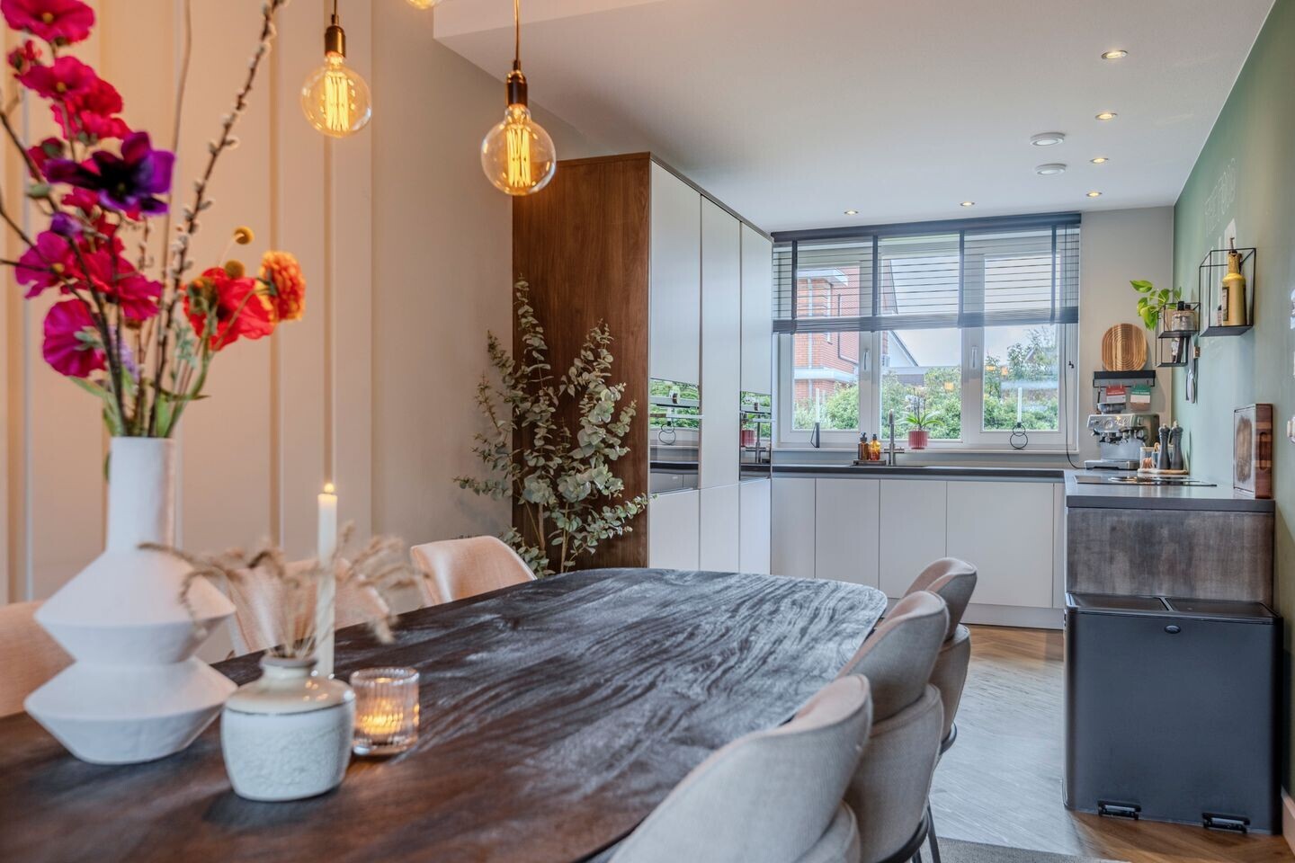 Tussenwoning te koop: Zilverschoon 42, Bodegraven