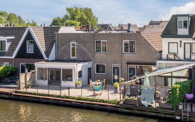 Hoge Rijndi. 12