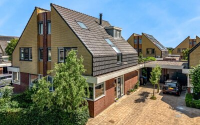 Hoge Rijndi. 95