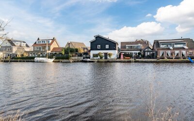 Hoge Rijndi. 84