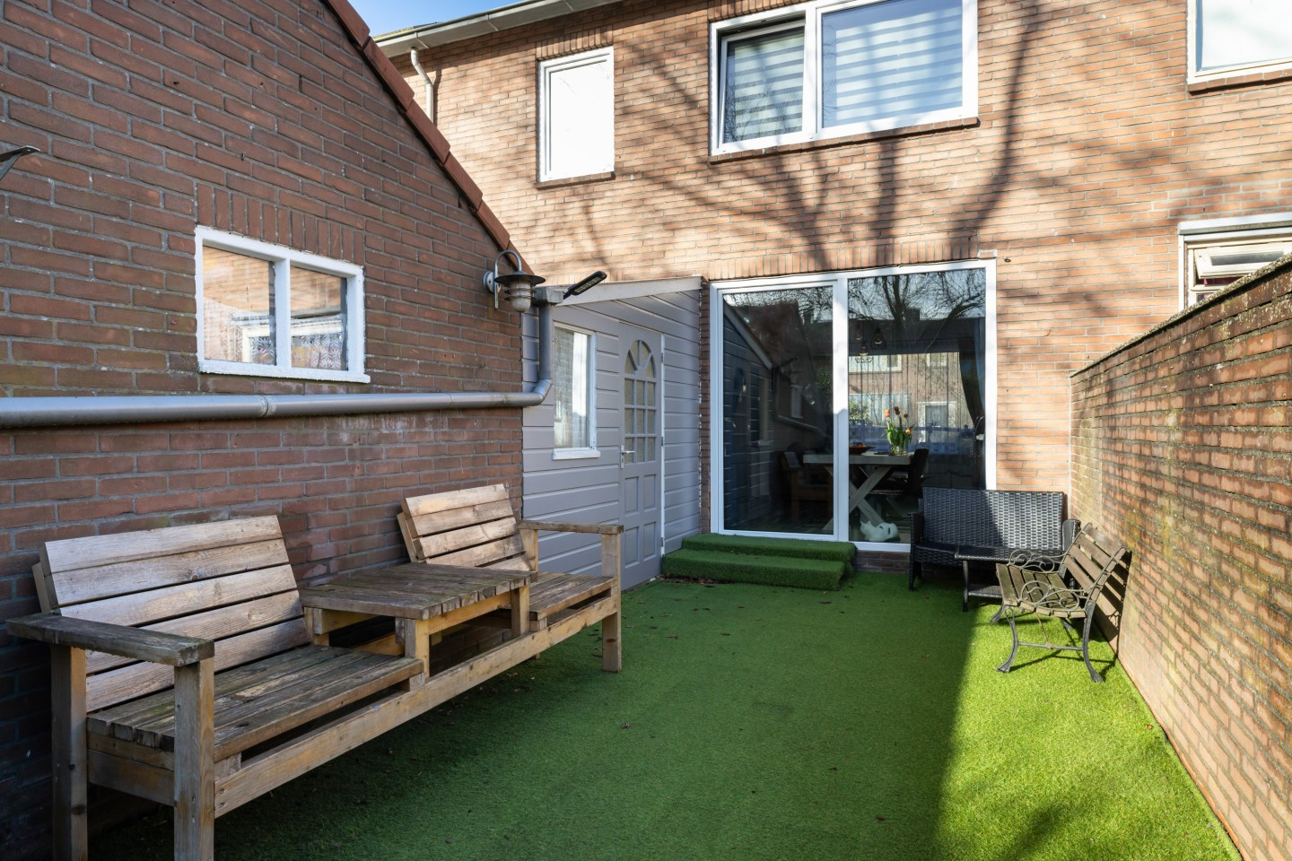 Tussenwoning te koop: Johan Willem Frisostraat 9, Nieuwerbrug Aan Den Rijn