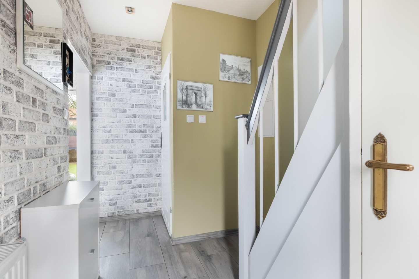 Tussenwoning te koop: Johan Willem Frisostraat 9, Nieuwerbrug Aan Den Rijn