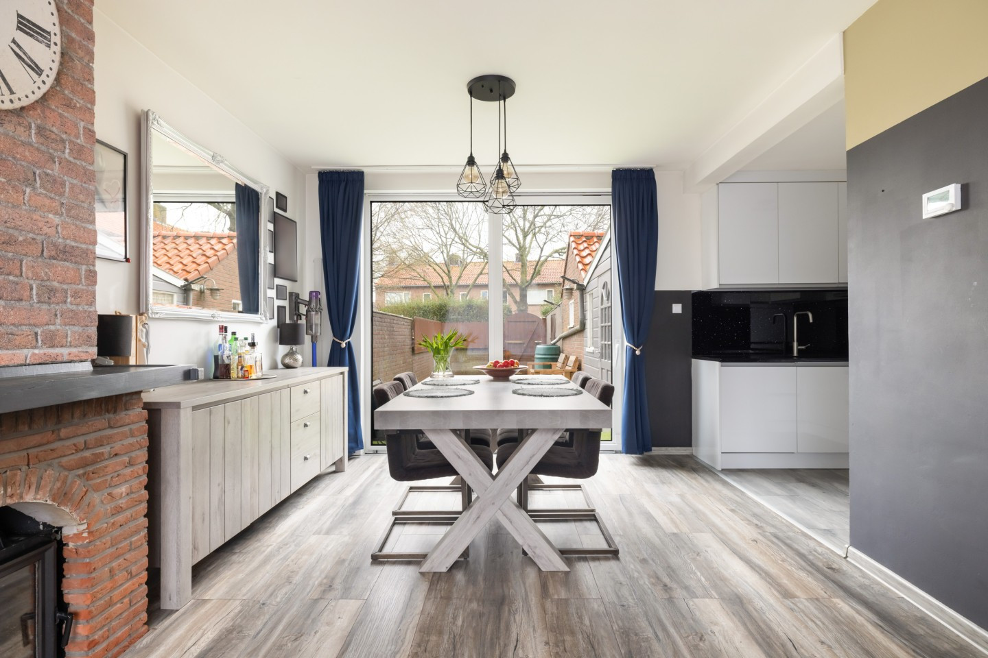Tussenwoning te koop: Johan Willem Frisostraat 9, Nieuwerbrug Aan Den Rijn