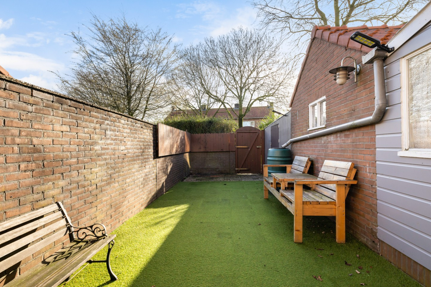 Tussenwoning te koop: Johan Willem Frisostraat 9, Nieuwerbrug Aan Den Rijn