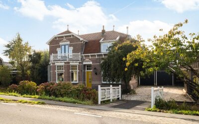 De Bree 1