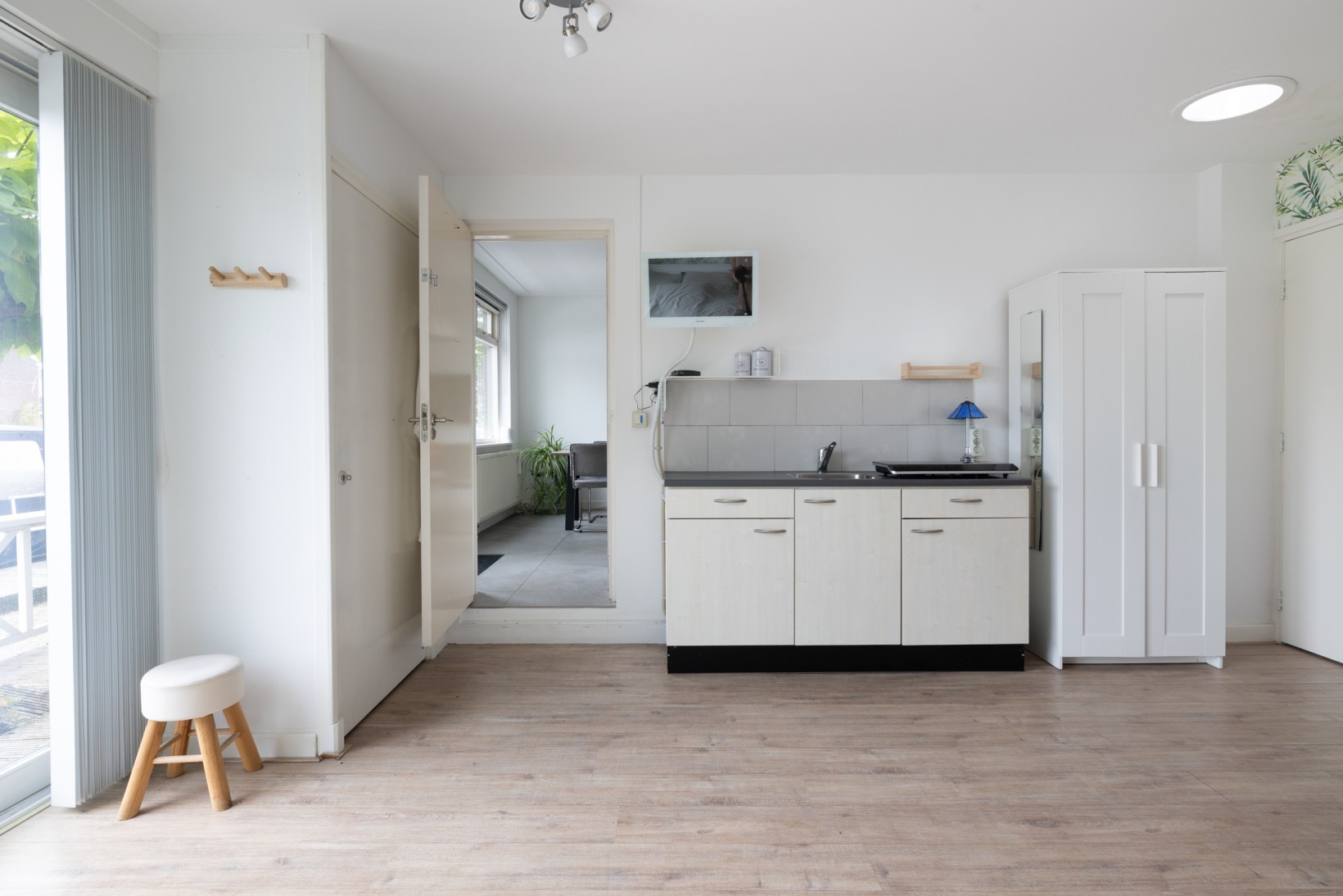 Twee-onder-één-kap te koop: Weijpoort 59, Nieuwerbrug Aan Den Rijn