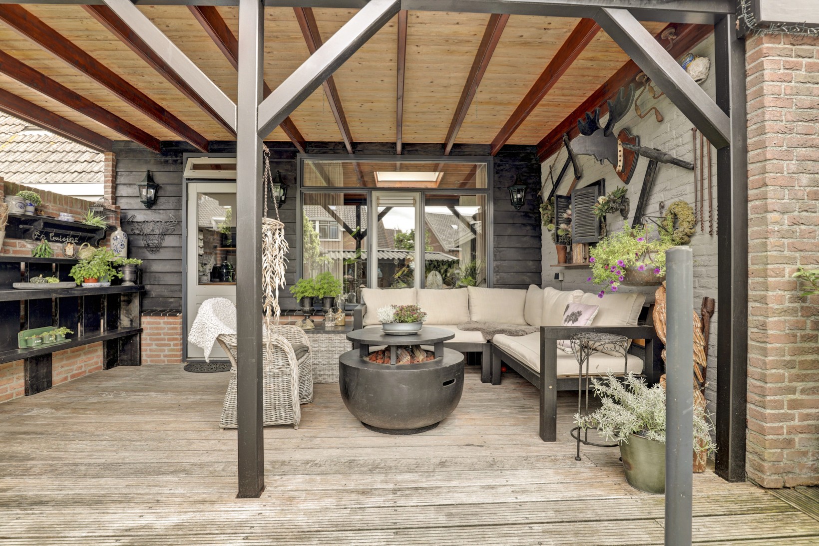 Tussenwoning te koop: 's-Gravenhof 30, Nieuwerbrug Aan Den Rijn