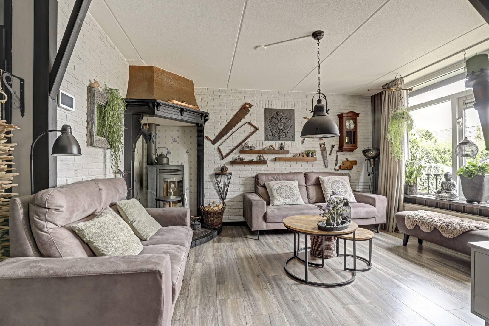 Tussenwoning te koop: 's-Gravenhof 30, Nieuwerbrug Aan Den Rijn