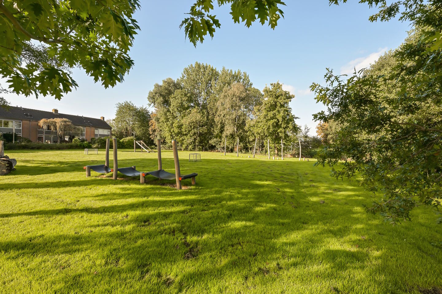 Hoekwoning te koop: Bernhardlaan 18, Nieuwkoop