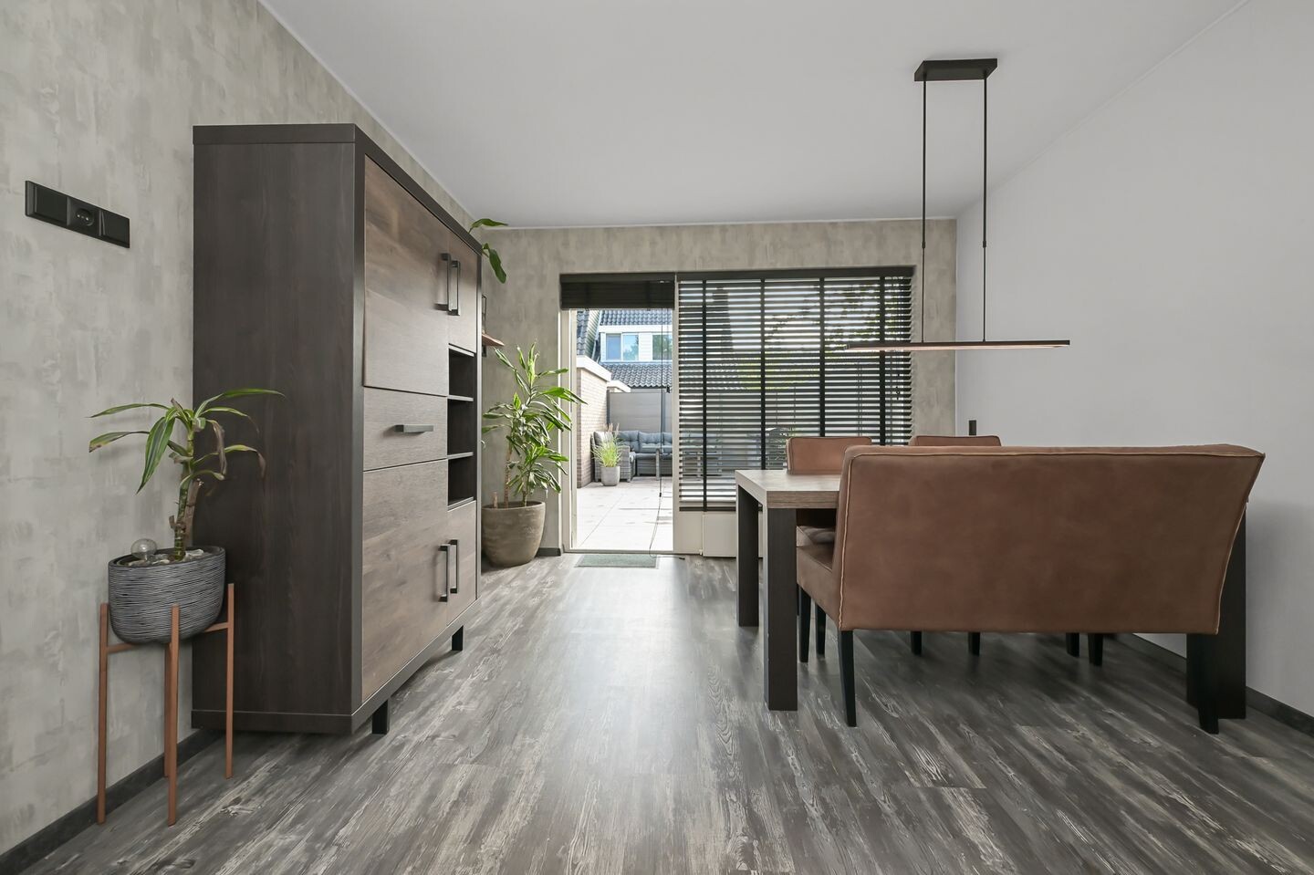 Hoekwoning te koop: Bernhardlaan 18, Nieuwkoop