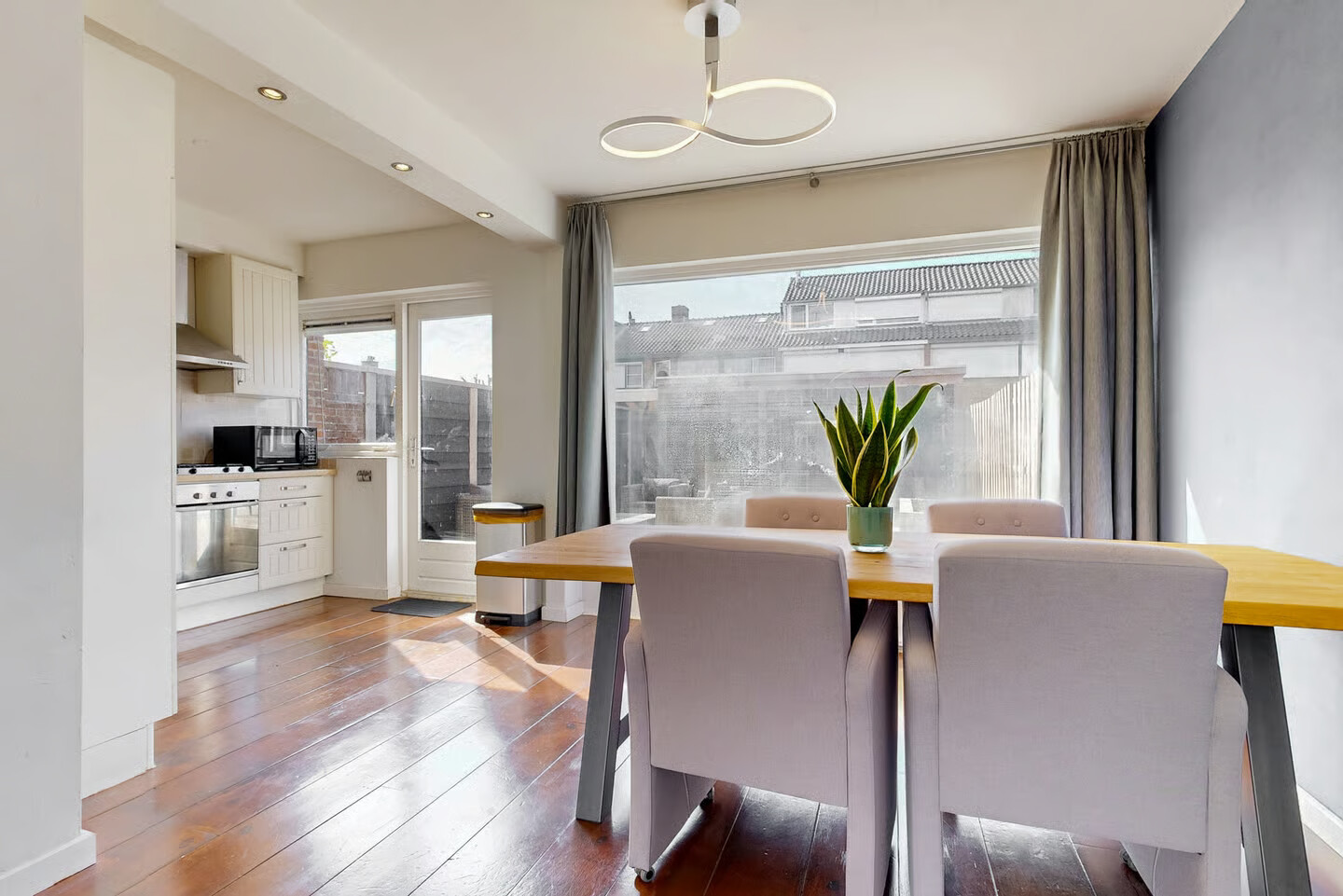 Tussenwoning te koop: Marijkelaan 24, Nieuwkoop