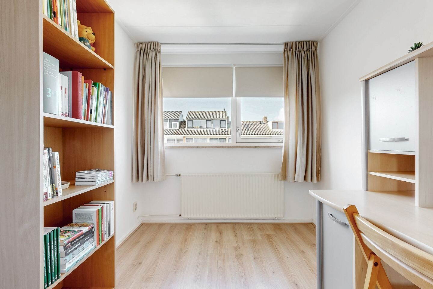 Tussenwoning te koop: Julianalaan 5, Nieuwkoop