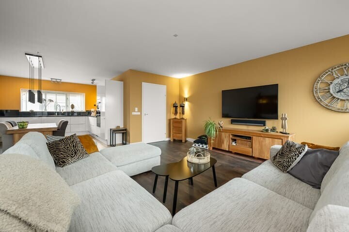 Tussenwoning te koop: Elzenstraat 50, Nieuwkoop