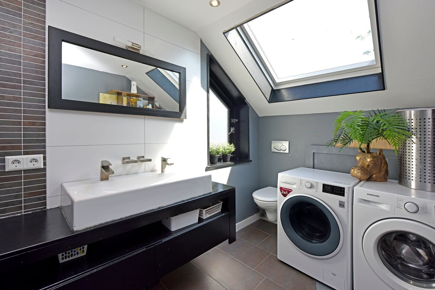 Tussenwoning te koop: Het Lange Stuk 27, Nieuwkoop