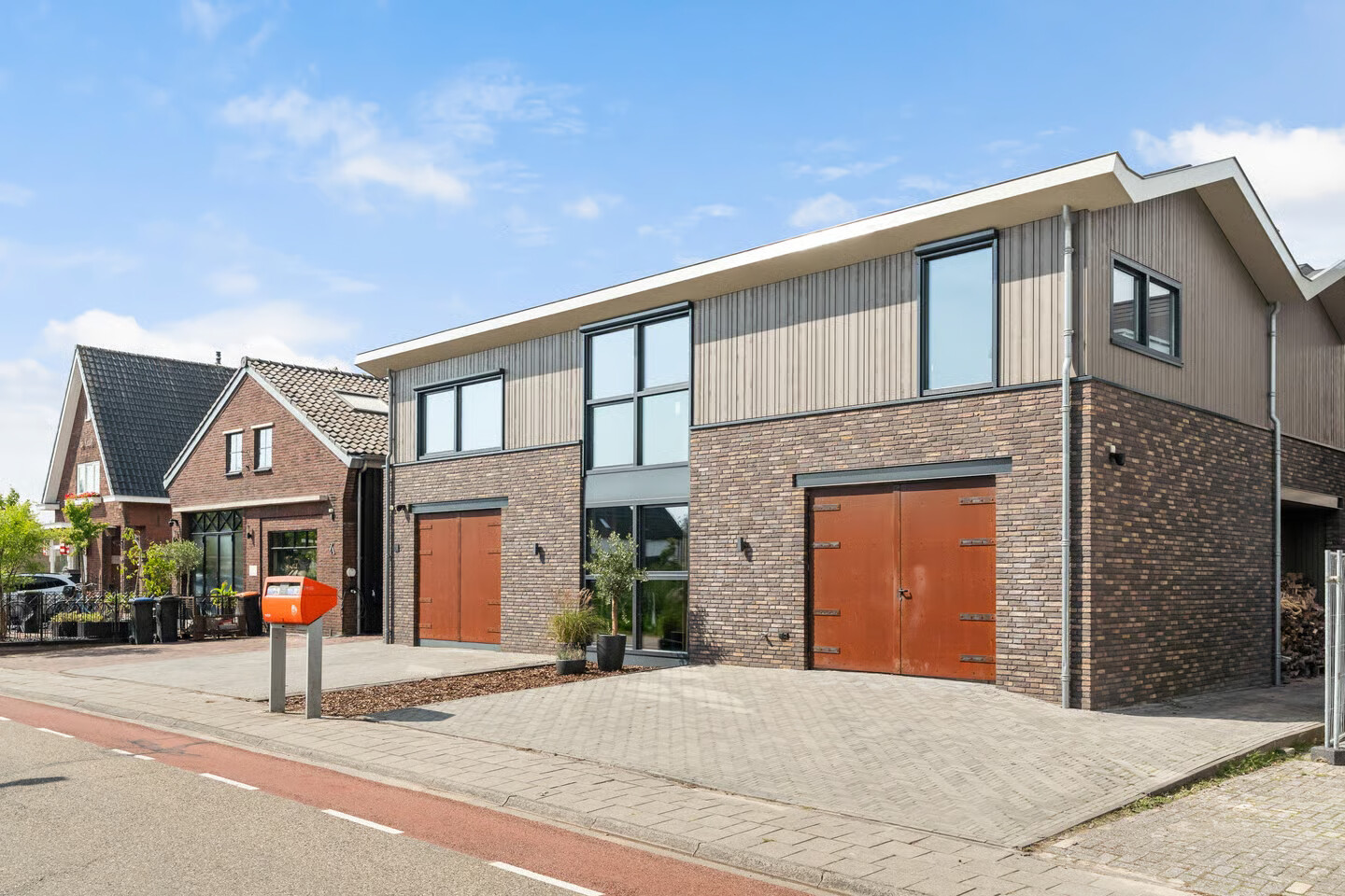 Vrijstaande woning te koop: Simon van Capelweg 7B, Noorden