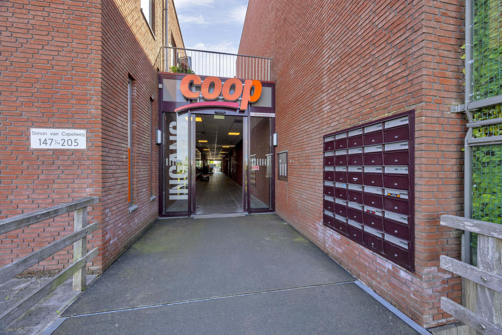Appartement te koop: Simon van Capelweg 205, Noorden