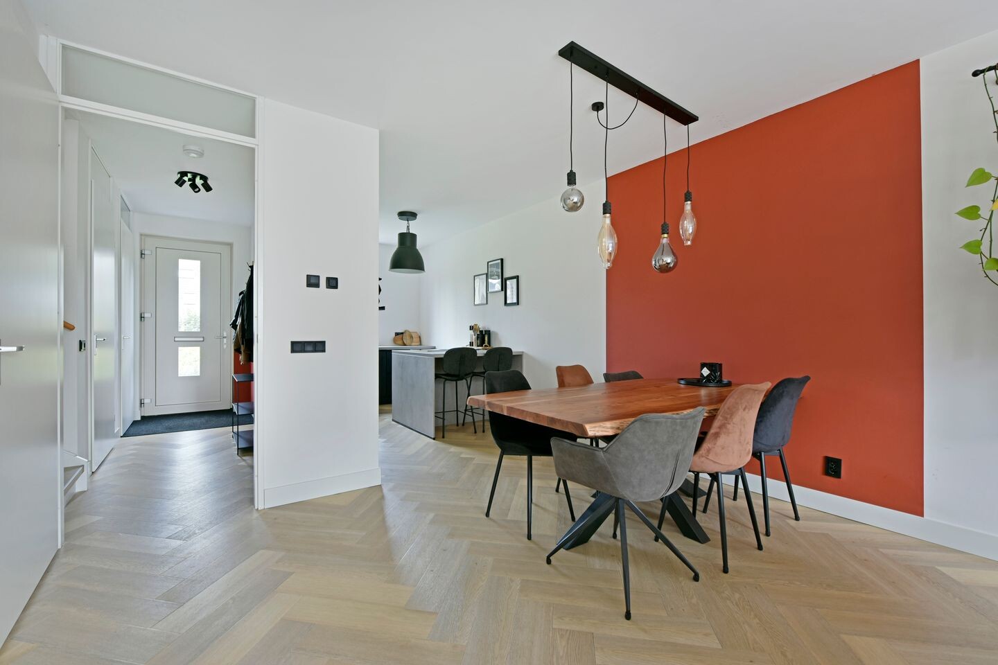 Hoekwoning te koop: Hofstraat 16, Zevenhoven