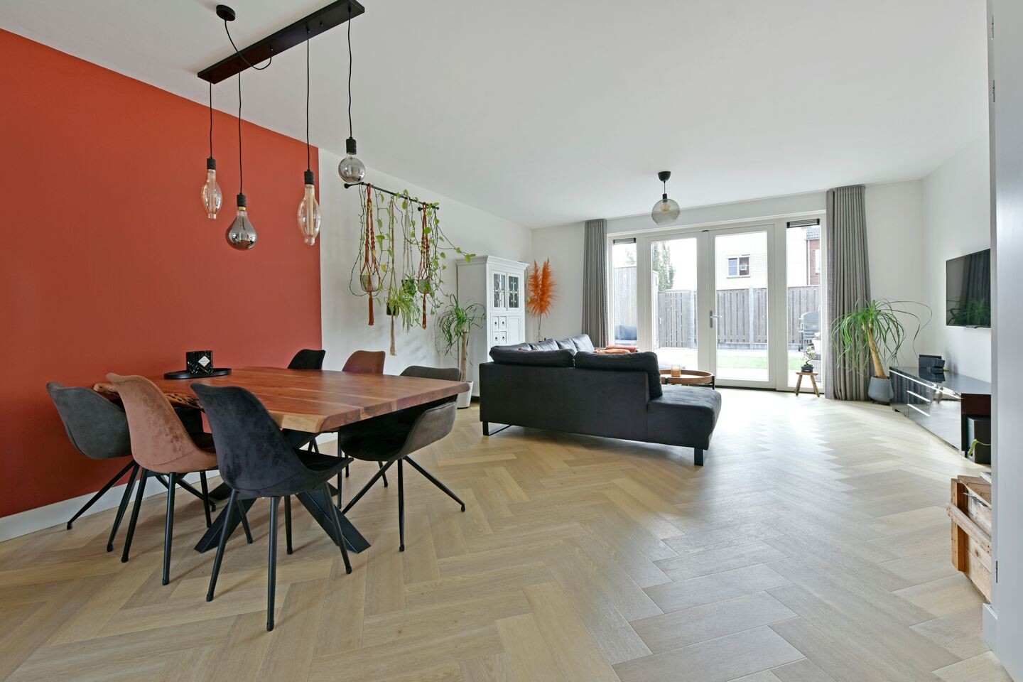 Hoekwoning te koop: Hofstraat 16, Zevenhoven