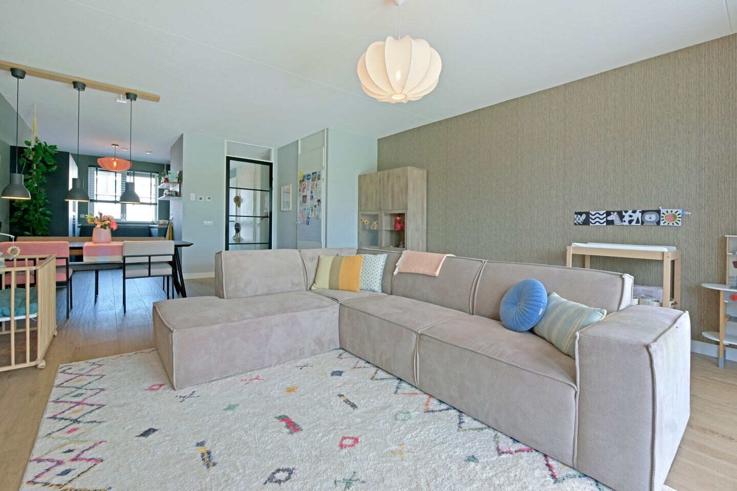 Tussenwoning te koop: Hofstraat 37, Zevenhoven