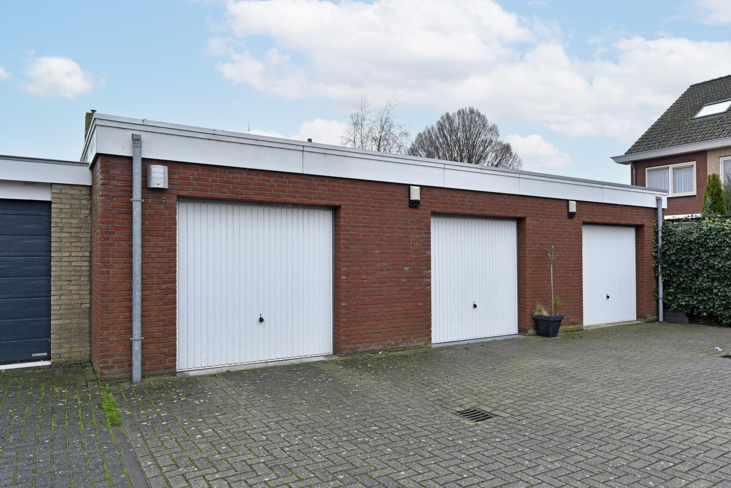 Twee-onder-één-kap te koop: Hertog Albrechtstraat 84, Zevenhoven