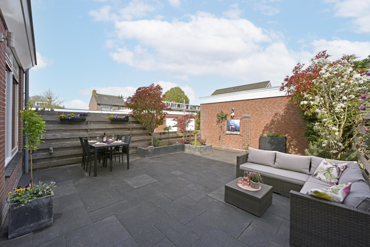 Twee-onder-één-kap te koop: Hertog Albrechtstraat 84, Zevenhoven