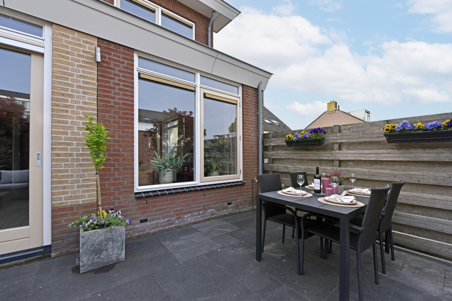 Twee-onder-één-kap te koop: Hertog Albrechtstraat 84, Zevenhoven