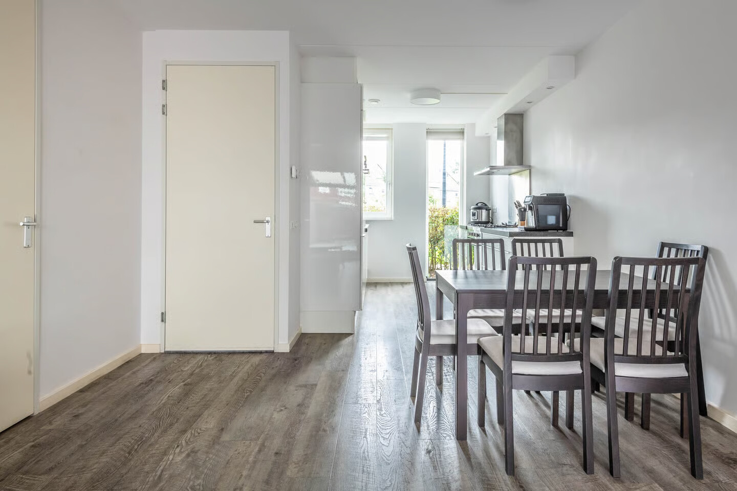 Tussenwoning te koop: Veldesdoorn 9, Nieuwveen