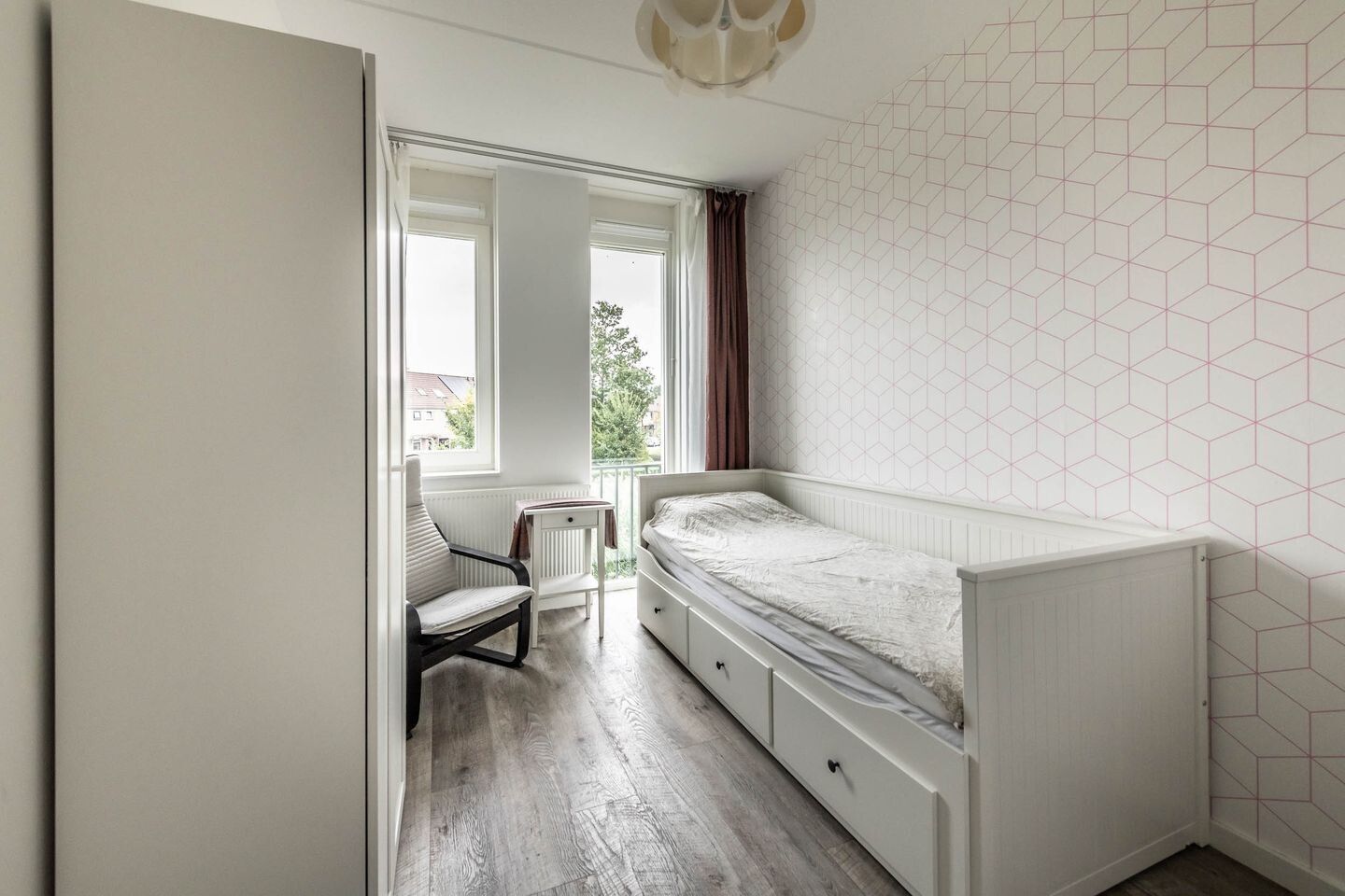 Tussenwoning te koop: Veldesdoorn 9, Nieuwveen