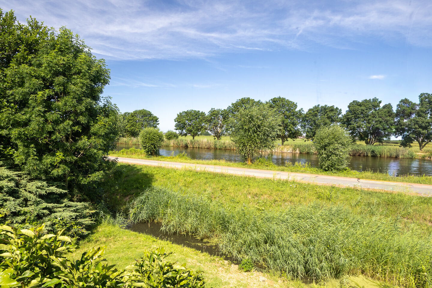 Vrijstaande woning te koop: Nieuwveens Jaagpad 83, Nieuwveen
