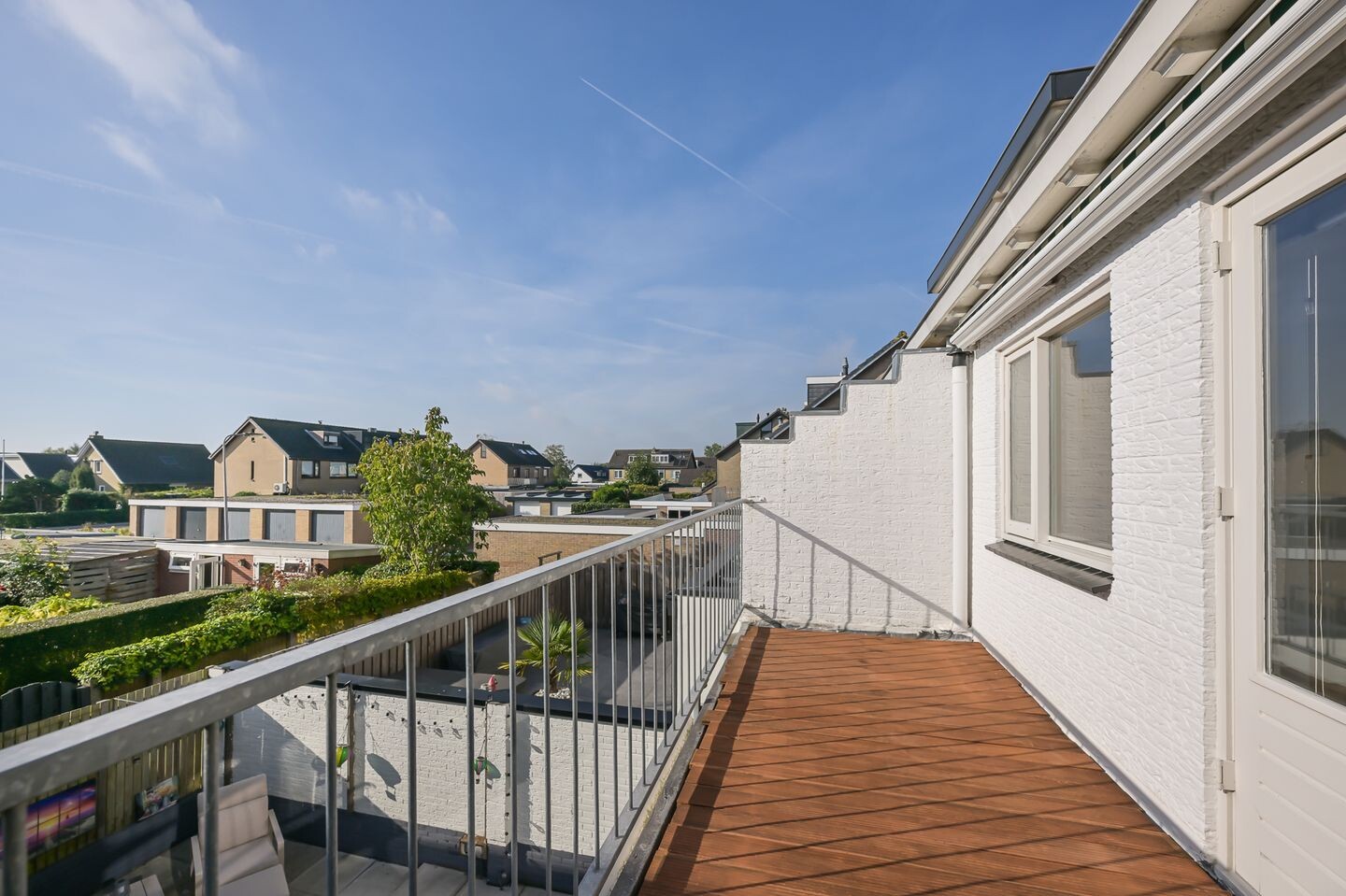 Tussenwoning te koop: Kerklaan 42, Leimuiden
