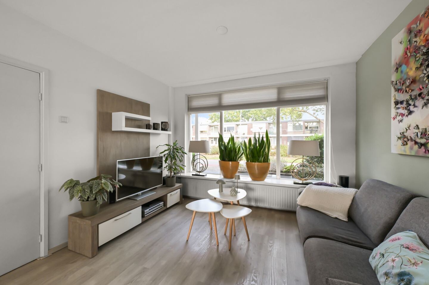 Tussenwoning te koop: Kerklaan 42, Leimuiden