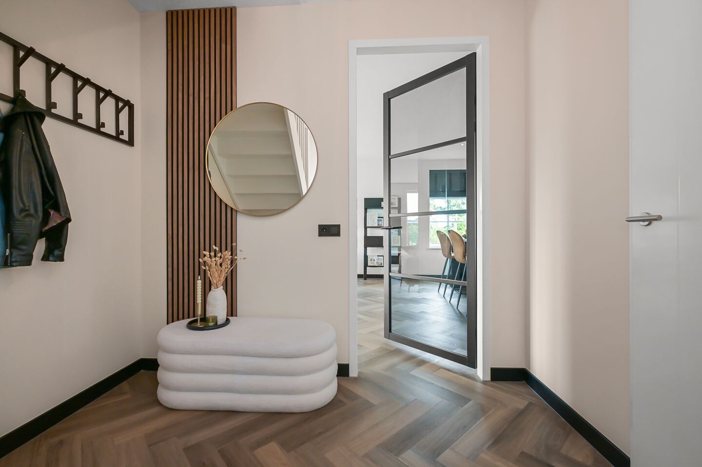 Vrijstaande woning te koop: Vriezekoop 73, Leimuiden