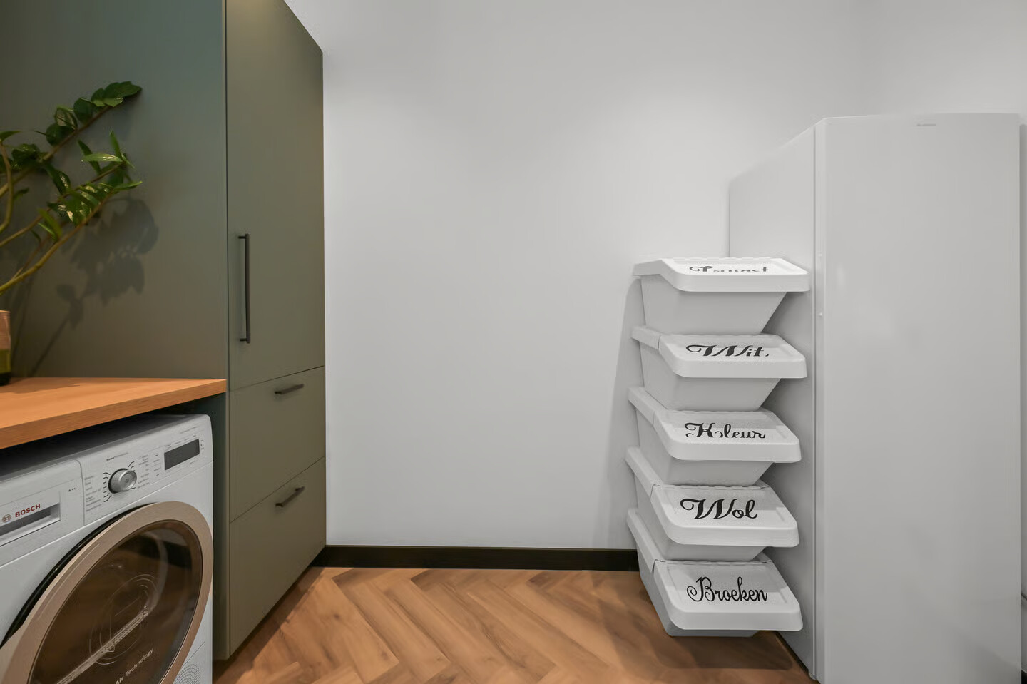 Vrijstaande woning te koop: Vriezekoop 73, Leimuiden