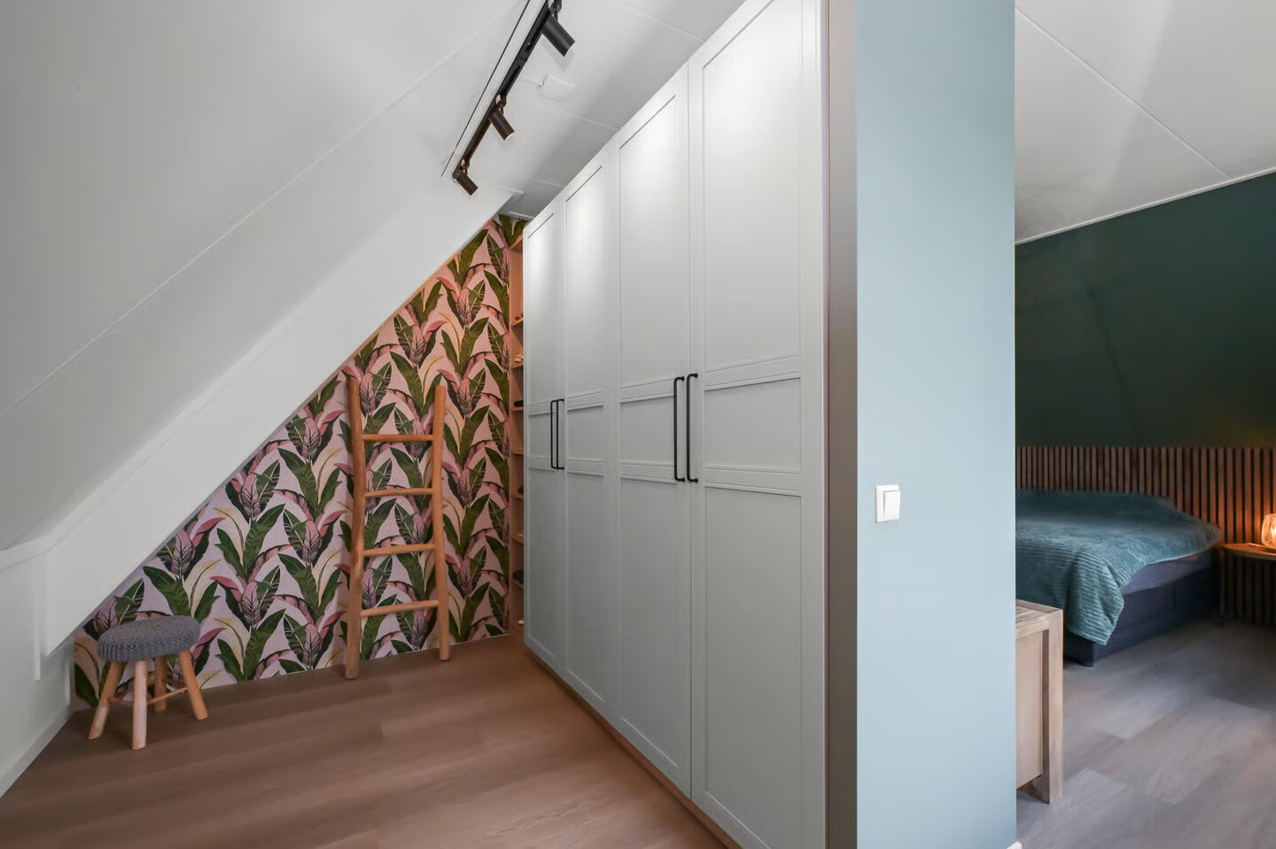 Vrijstaande woning te koop: Vriezekoop 73, Leimuiden