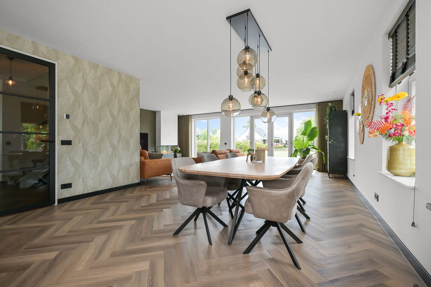 Vrijstaande woning te koop: Vriezekoop 73, Leimuiden
