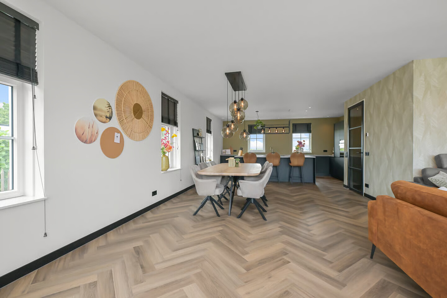 Vrijstaande woning te koop: Vriezekoop 73, Leimuiden