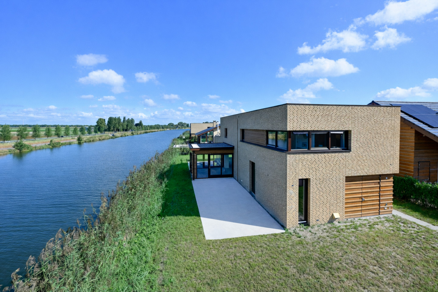 Vrijstaande woning te koop: Boeghof 6, Leimuiden