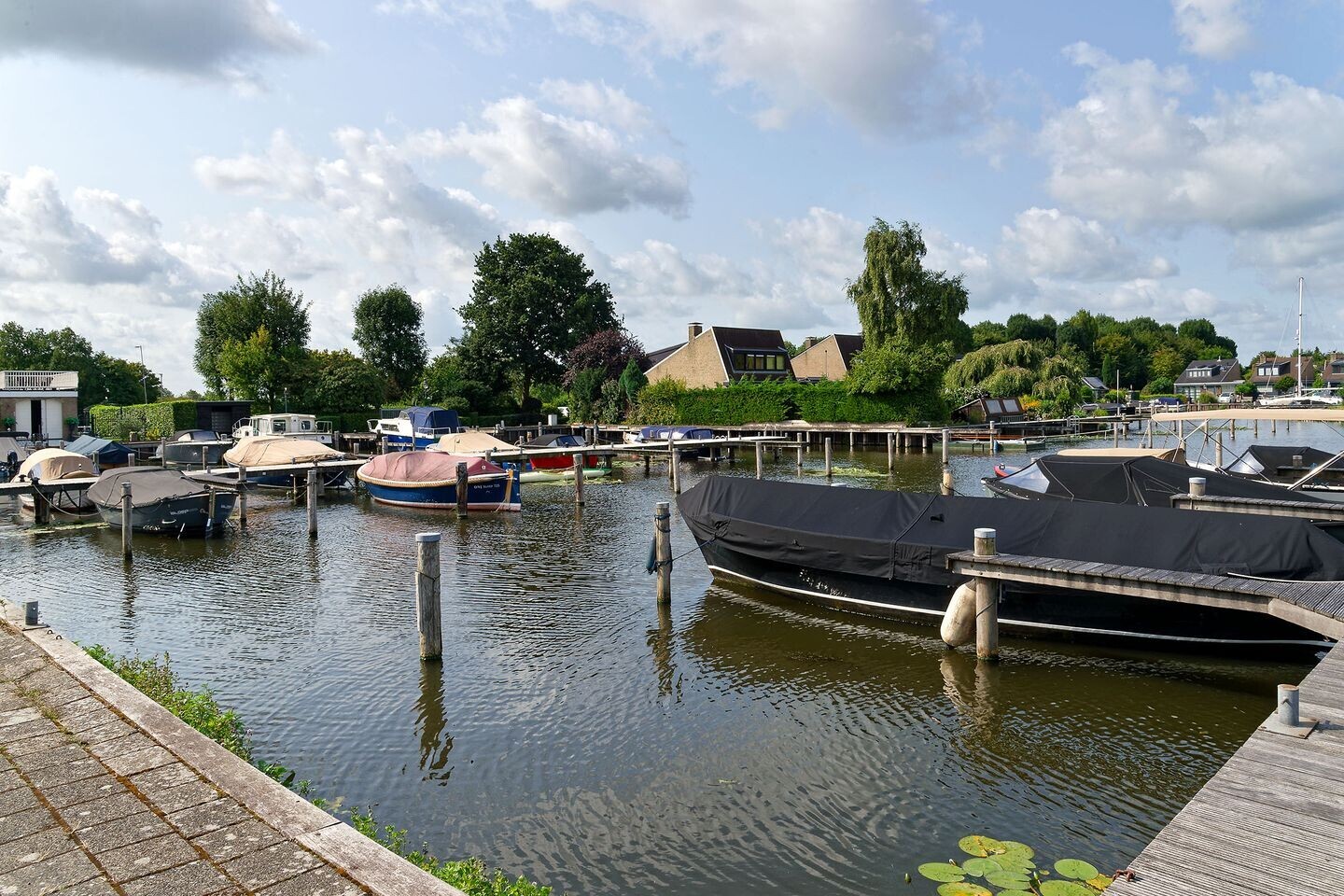 Hoekwoning te koop: Meerewijck 15, Leimuiden