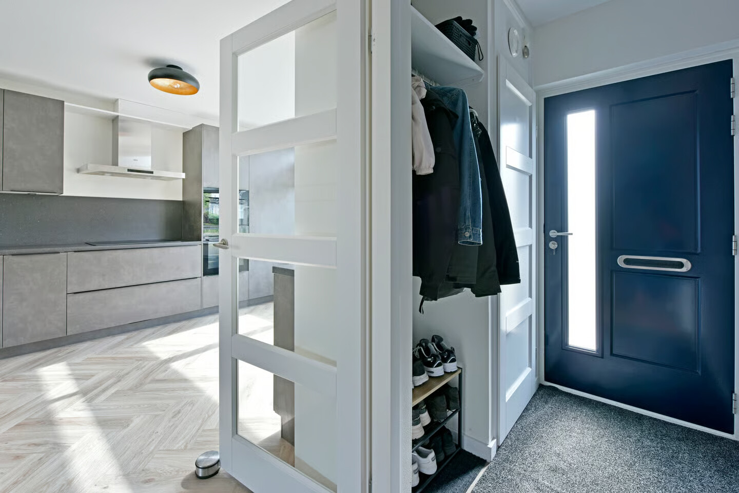 Tussenwoning te koop: W. Ontzigtstraat 6, Ter Aar