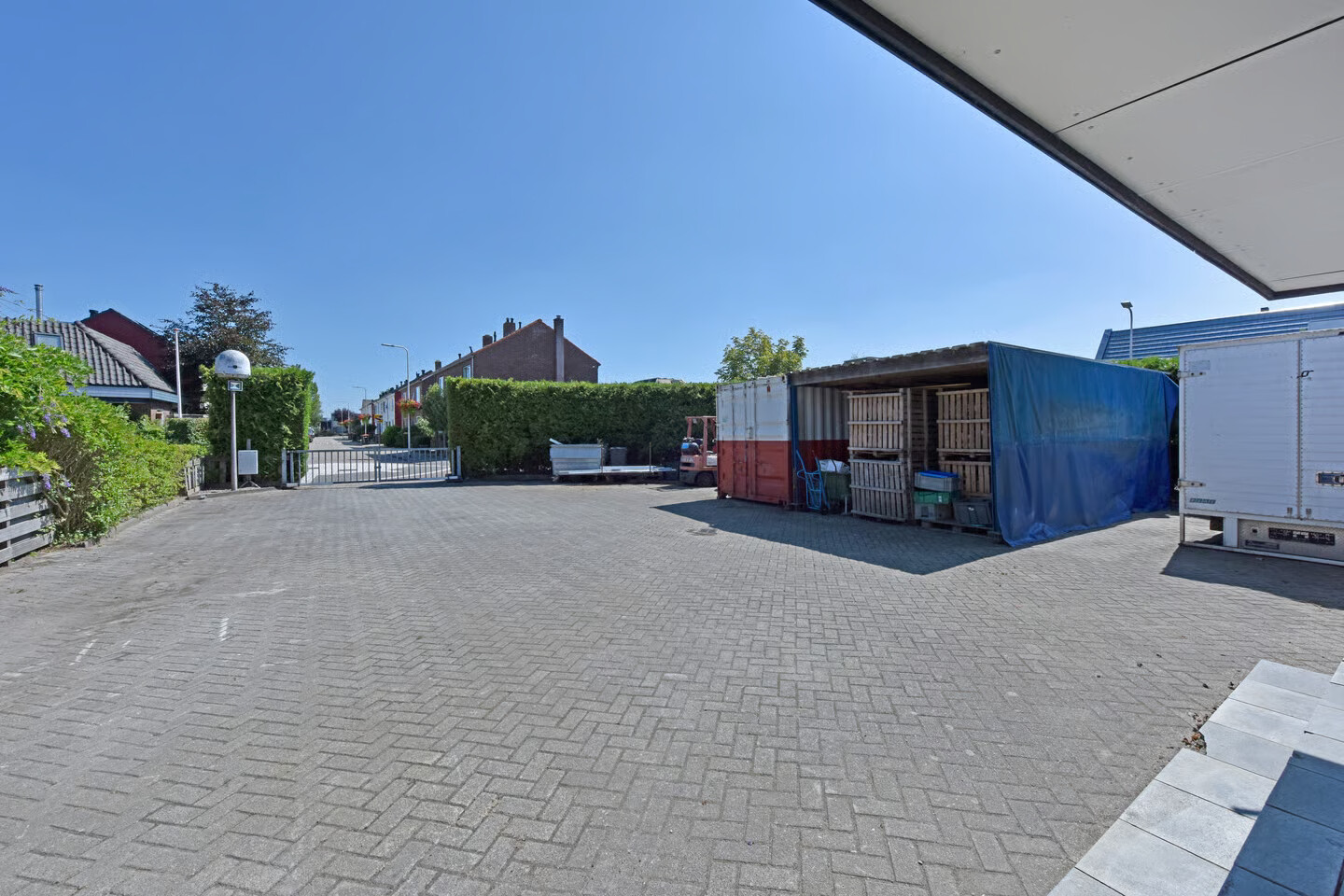 Twee-onder-één-kap te koop: Anjerstraat 59, Ter Aar