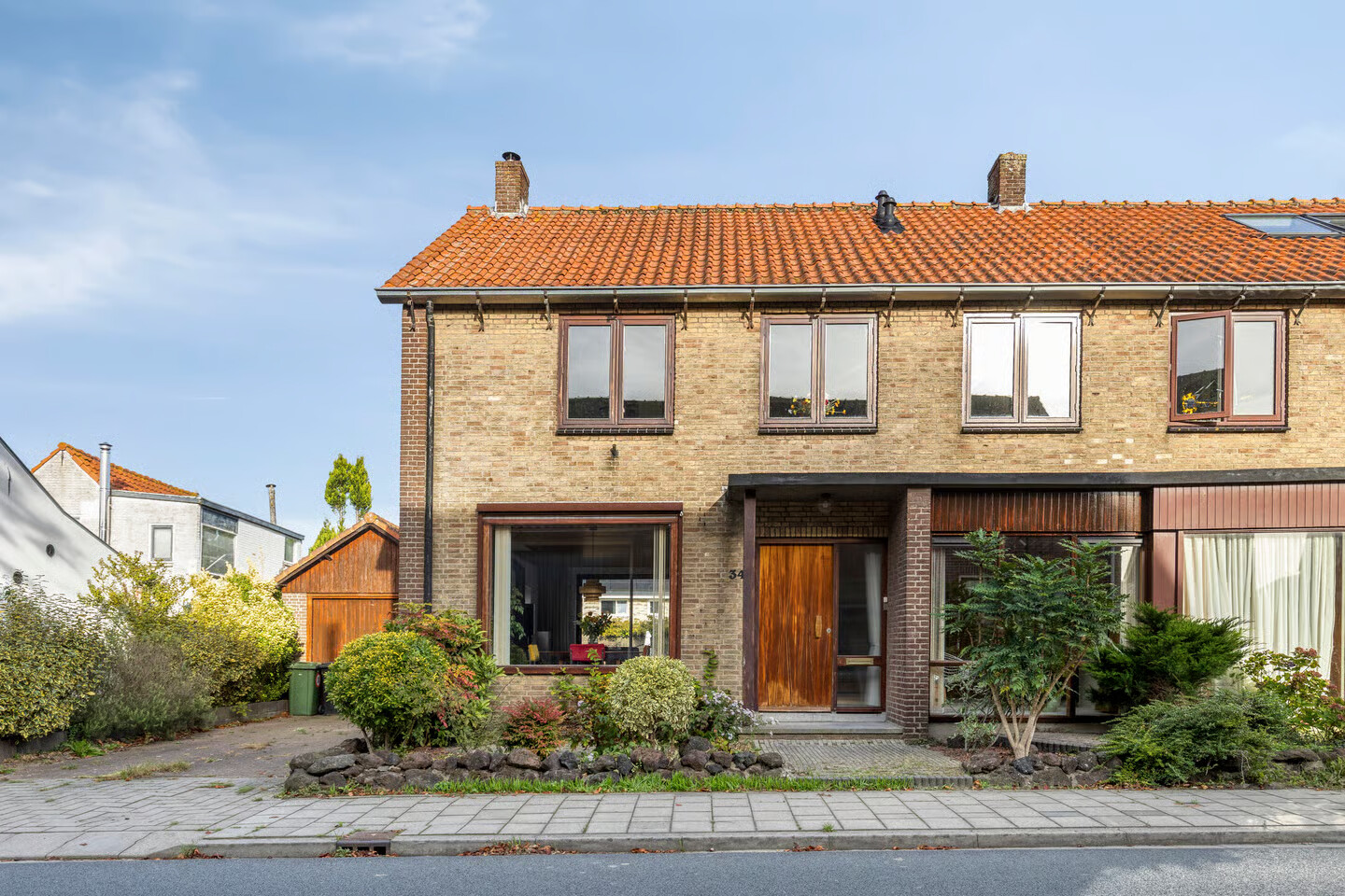 Twee-onder-één-kap te koop: Herenweg 34, Rijnsaterwoude