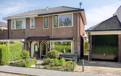 Van Brederodestraat 2