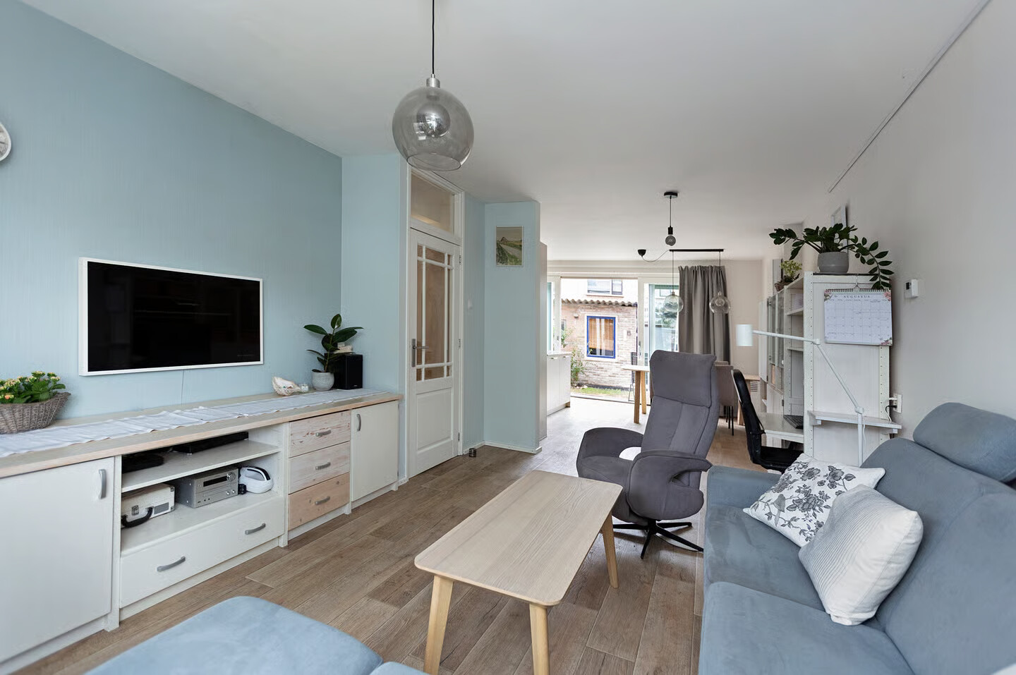 Tussenwoning te koop: Vinkebuurt 57, Zwammerdam