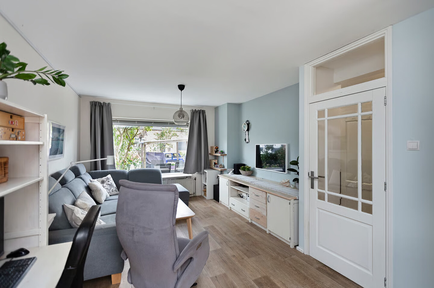 Tussenwoning te koop: Vinkebuurt 57, Zwammerdam